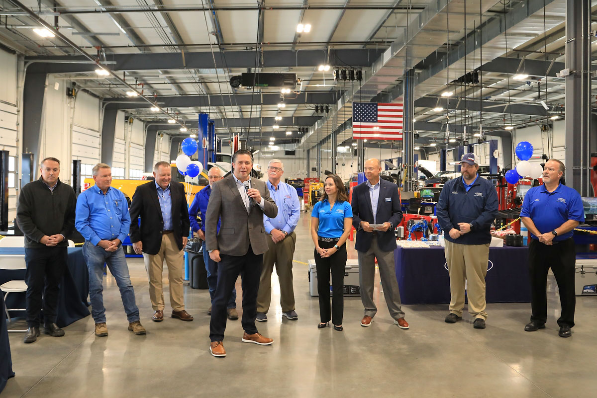 Jenkins & Wynne celebrates the opening of its new Ford Pro Elite Service Center Jenkins & Wynne celebrates the opening of its new Ford Pro Elite Service Center