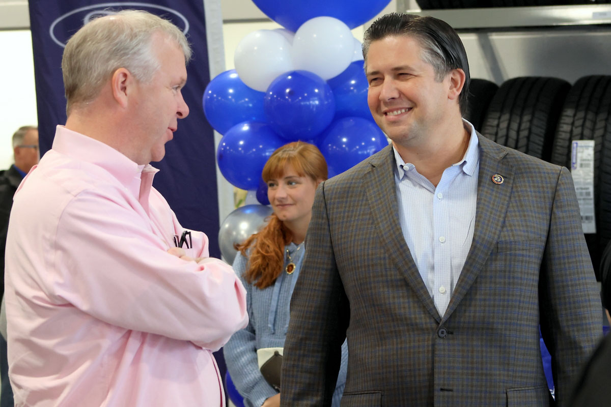 Jenkins & Wynne celebrates the opening of its new Ford Pro Elite Service Center Jenkins & Wynne celebrates the opening of its new Ford Pro Elite Service Center