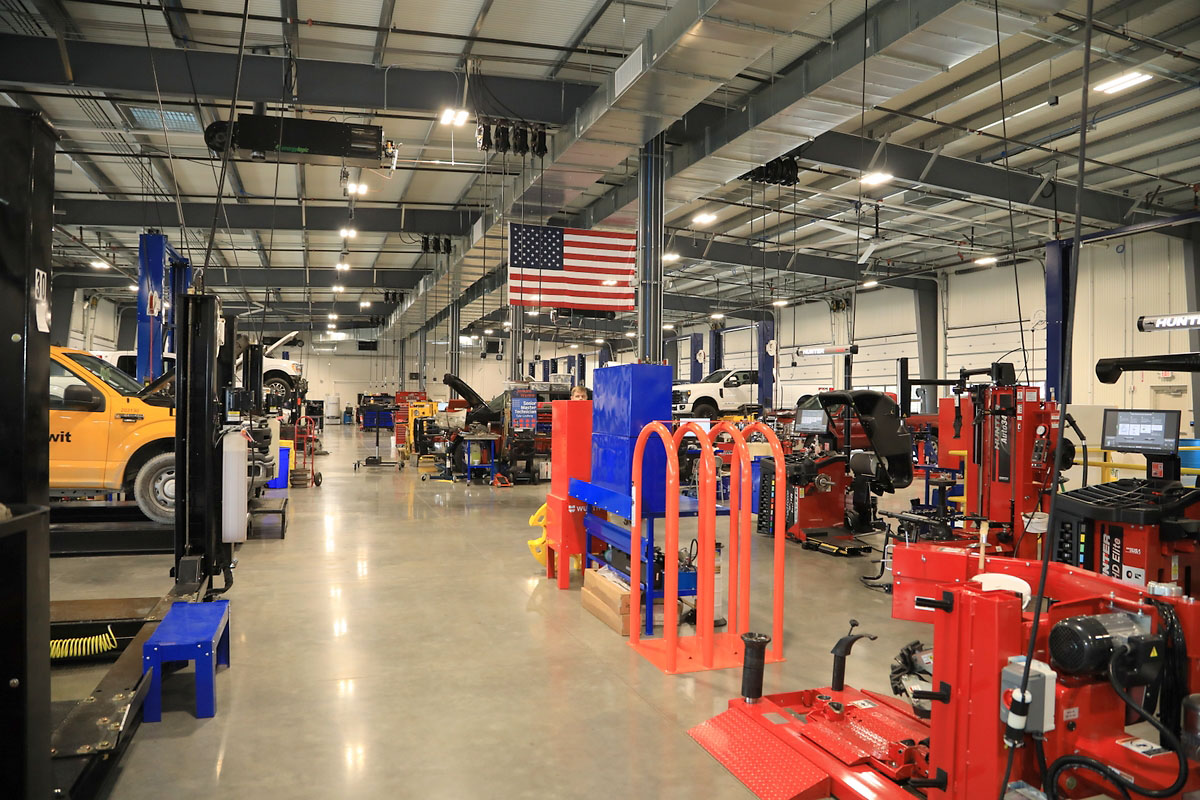 Jenkins & Wynne celebrates the opening of its new Ford Pro Elite Service Center Jenkins & Wynne celebrates the opening of its new Ford Pro Elite Service Center