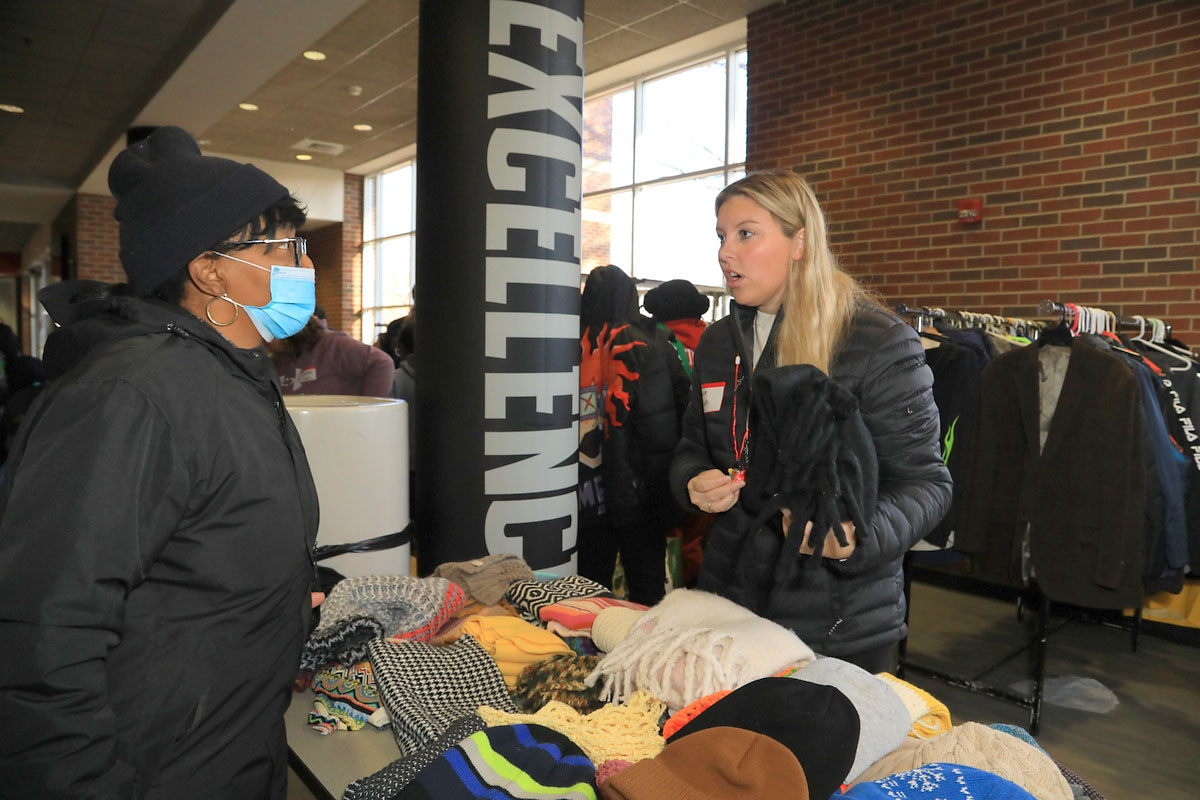 Radical Mission Compassionate Ministries held its 17th annual Warm Souls event at APSU's Morgan Center. (Tony Centonze, Clarksville Living Magazine) Radical Mission Compassionate Ministries held its 17th annual Warm Souls event at APSU's Morgan Center. (Tony Centonze, Clarksville Living Magazine)