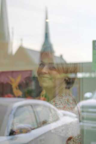 Sarah Swinton at Lorenzo Swinton Gallery in Historic Downtown Clarksville. (D.C. Thomas)