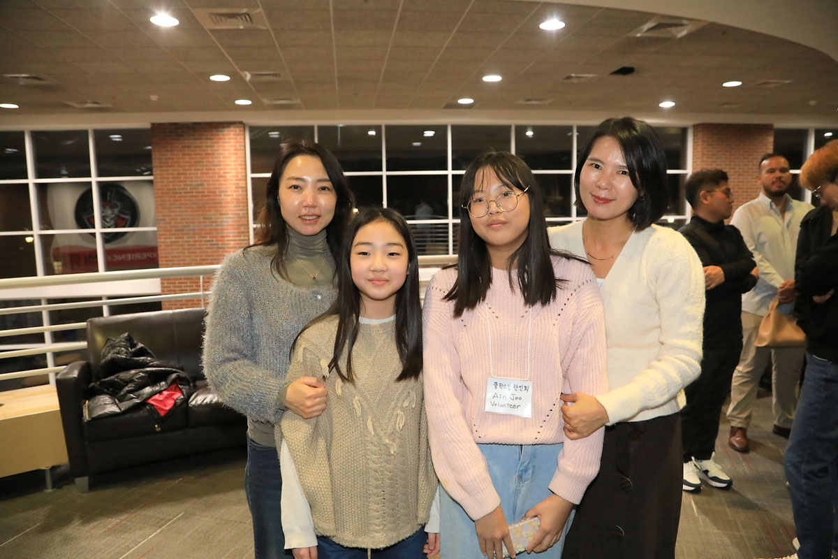 Clarksville’s Korean American Association Celebrates Lunar New Year. (Tony Centonze, Clarksville Living Magazine) Clarksville’s Korean American Association Celebrates Lunar New Year. (Tony Centonze, Clarksville Living Magazine)