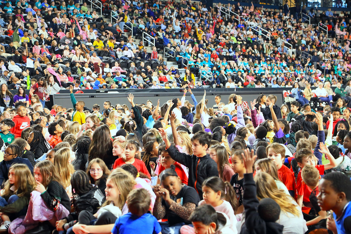 More than 3,200 CMCSS 3rd grade students at F&M Bank Arena for Kiwanis Reading Rodeo More than 3,200 CMCSS 3rd grade students at F&M Bank Arena for Kiwanis Reading Rodeo