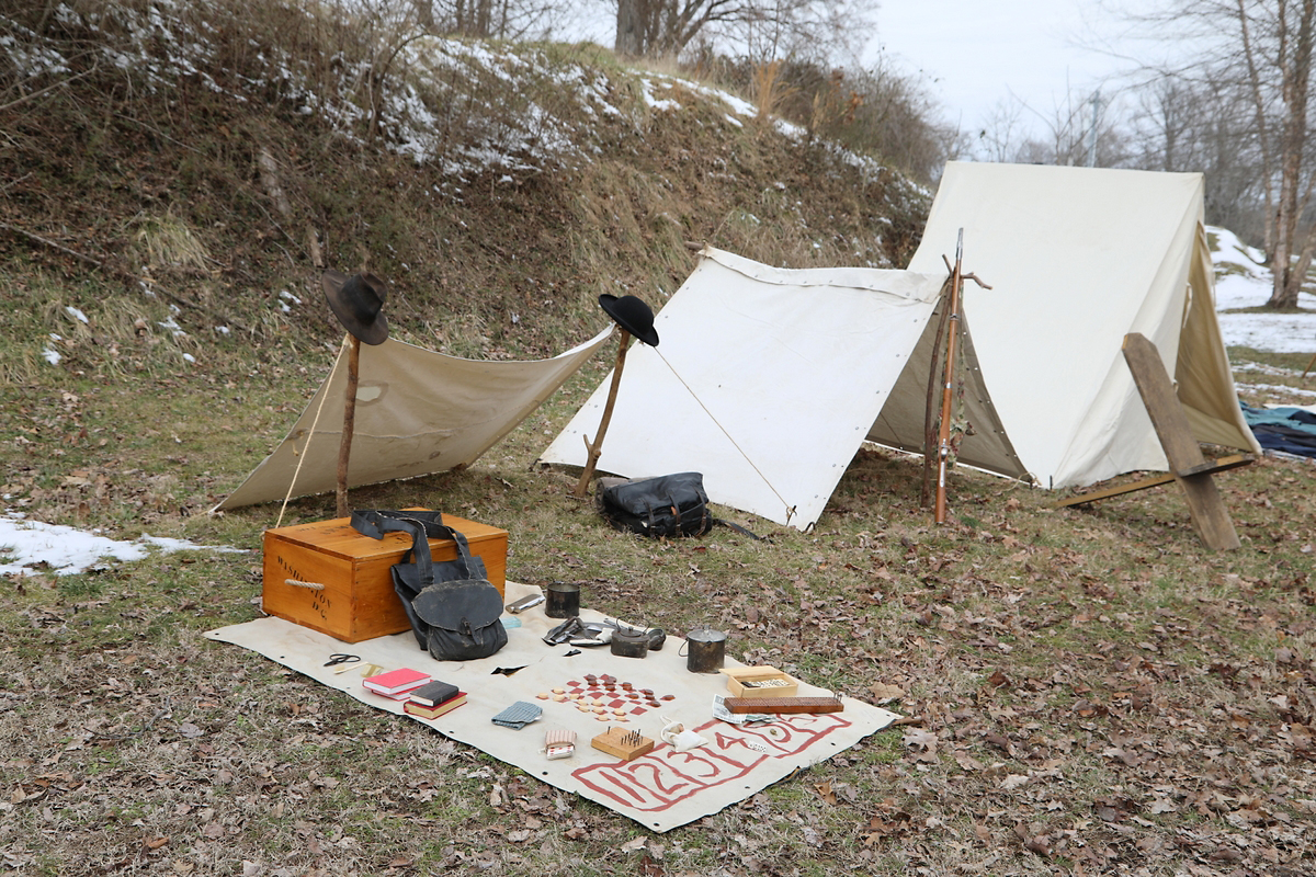 Surrender at Fort Defiance Surrender at Fort Defiance
