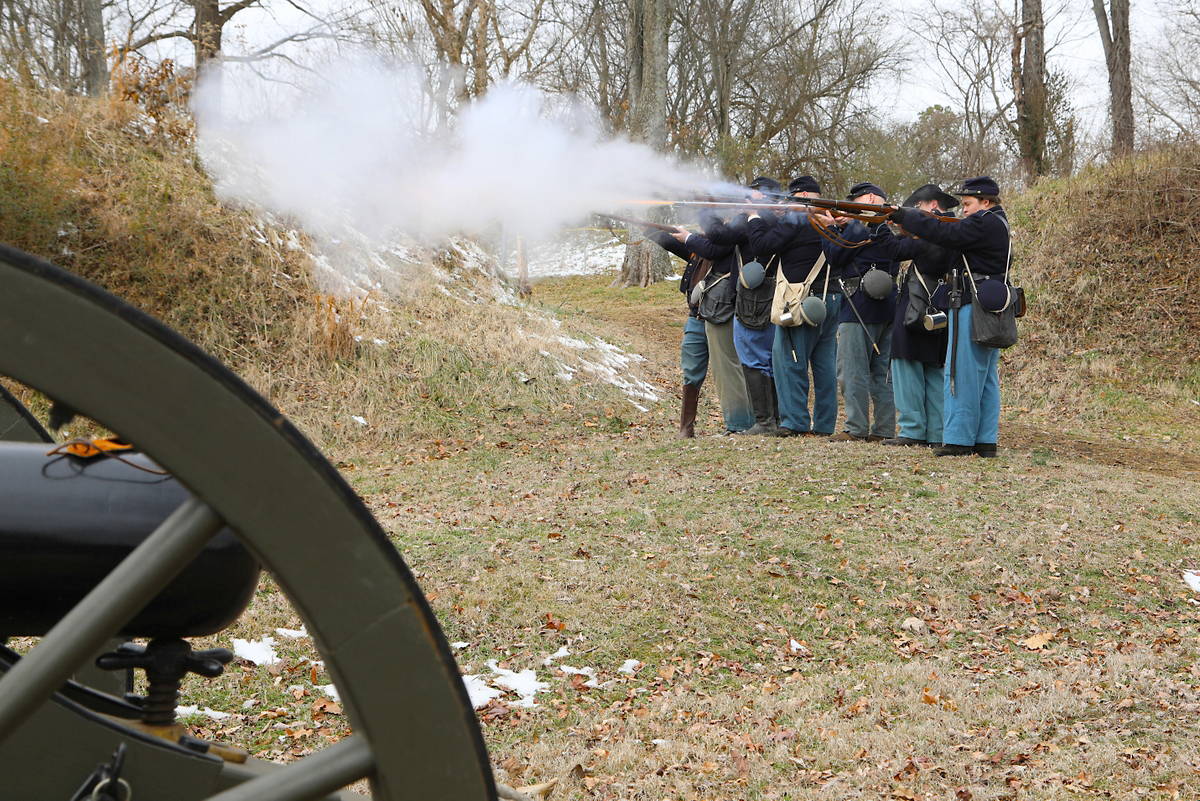 Surrender at Fort Defiance Surrender at Fort Defiance
