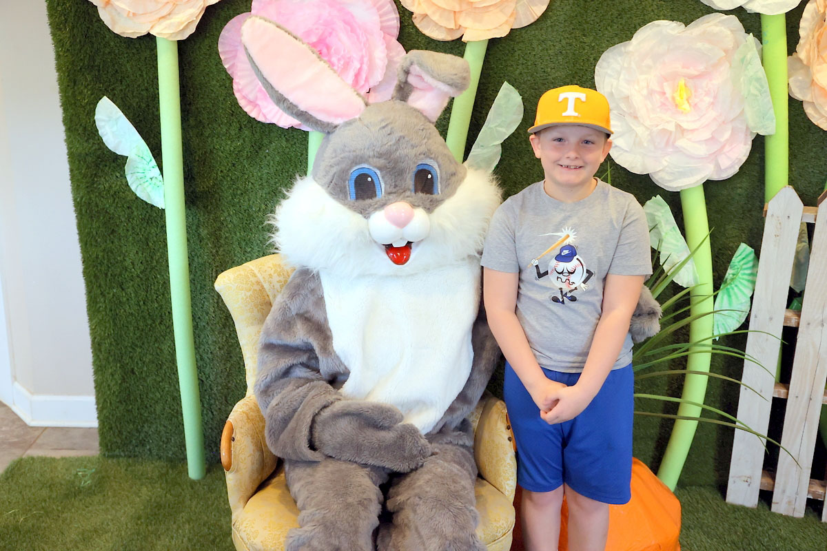 Yellow Creek Baptist Church Shares Love and Joy with Huge Easter Egg Hunt. (Mark Haynes, Clarksville Living Magazine) Yellow Creek Baptist Church Shares Love and Joy with Huge Easter Egg Hunt. (Mark Haynes, Clarksville Living Magazine)