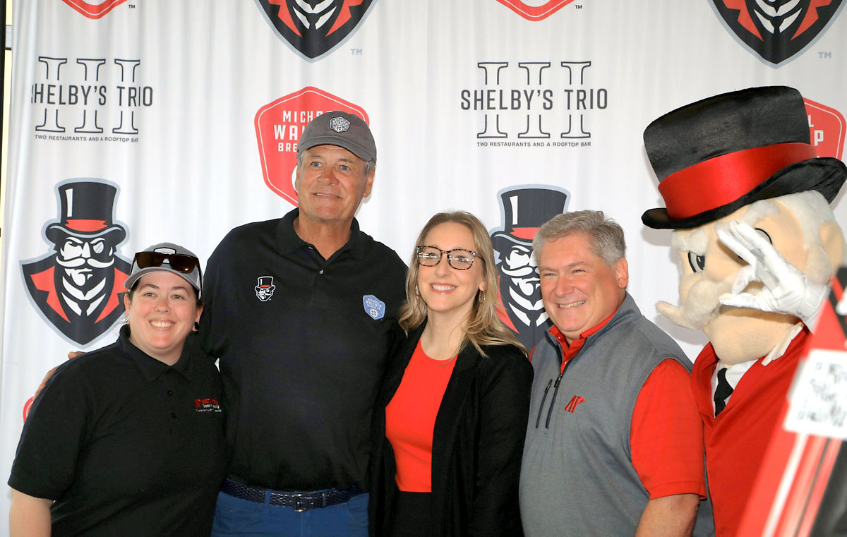 MIchael Waltrip Brewing with Collegiate Partner APSU at Shelby’s Trio MIchael Waltrip Brewing with Collegiate Partner APSU at Shelby’s Trio