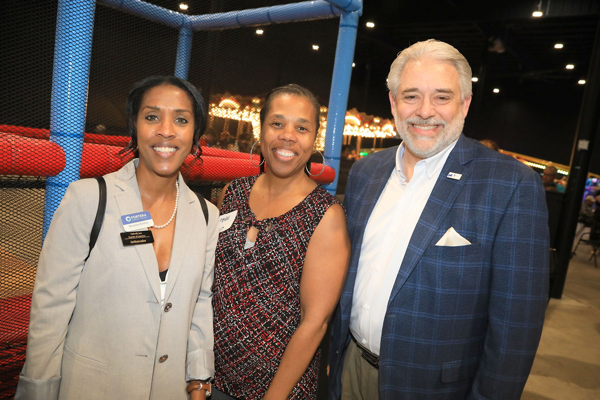 Shannon Kitchen, Kendall Hunt and Jay Albertia Shannon Kitchen, Kendall Hunt and Jay Albertia