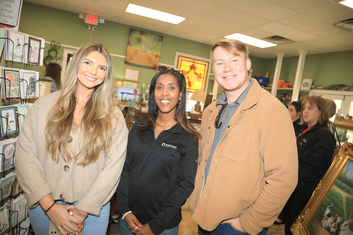 Taylor Dennis, Shannon Kitchen and Justin Gordon Taylor Dennis, Shannon Kitchen and Justin Gordon