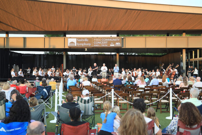 Clarksville welcomed the Nashville Symphony to Downtown Commons for a performance that included works by Brahms, Bizet, John Williams, and more. (Tony Centonze, Clarksville Living Magazine)
