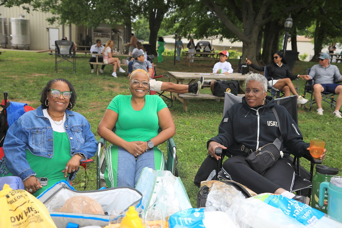 JaCenda Robinson, Chineita Tinglin and Shelia Orr JaCenda Robinson, Chineita Tinglin and Shelia Orr