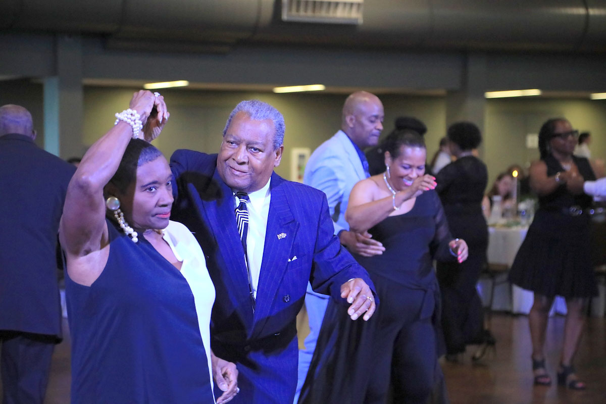 The ClarksVegas Steppers presented a Chicago Style Steppin’ demonstration The ClarksVegas Steppers presented a Chicago Style Steppin’ demonstration