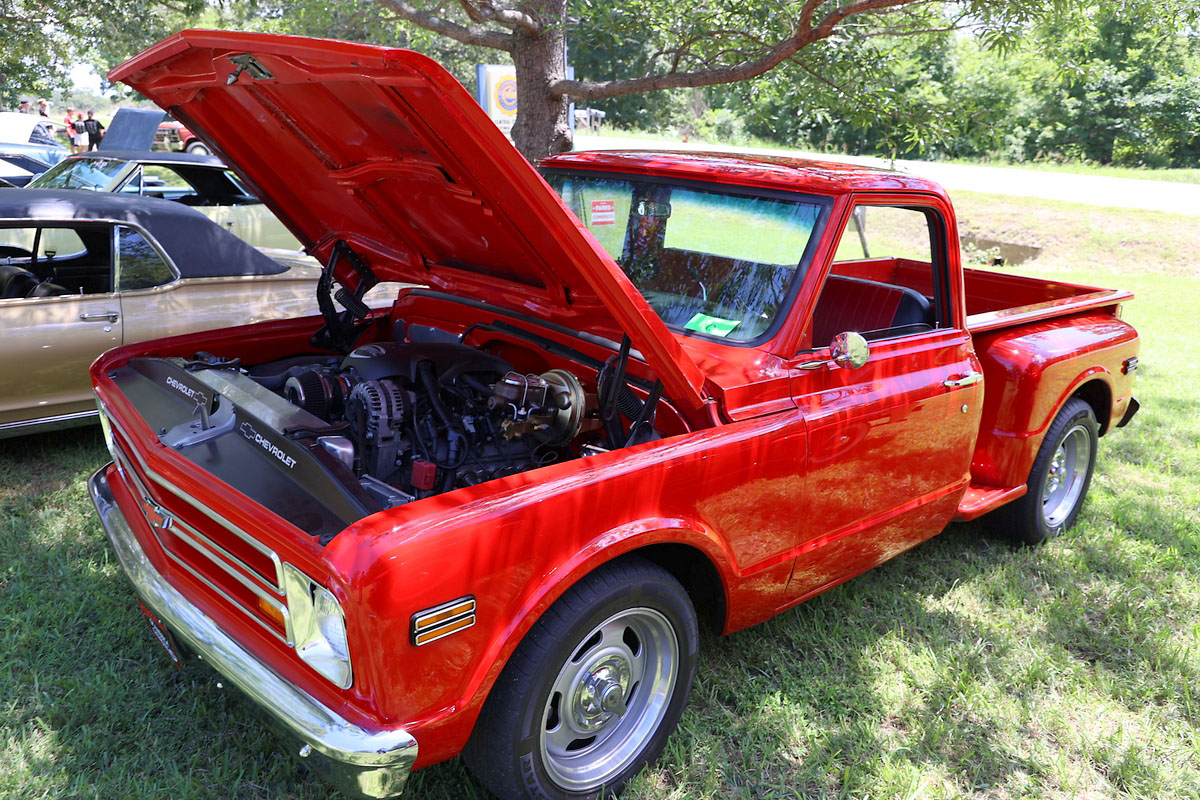 Car-Cruise In Car-Cruise In