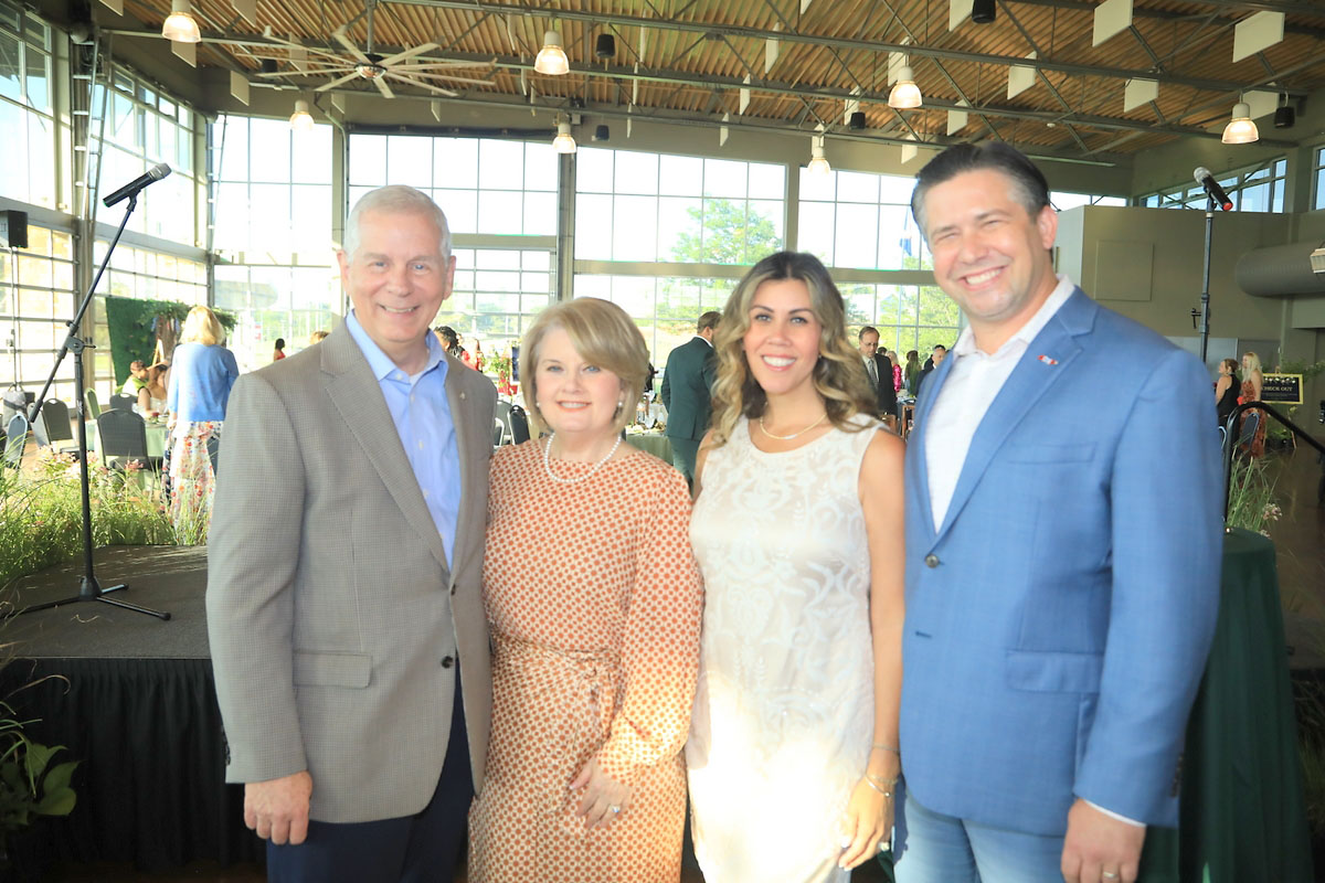 Clarksville Mayor Pitts, Cindy Pitts, Sara Golden Montgomery County Mayor Wes Golden Clarksville Mayor Pitts, Cindy Pitts, Sara Golden Montgomery County Mayor Wes Golden