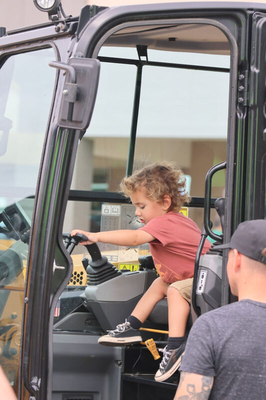 Clarksville-Montgomery County Public Library’s Touch a Truck 2025 Clarksville-Montgomery County Public Library’s Touch a Truck 2025