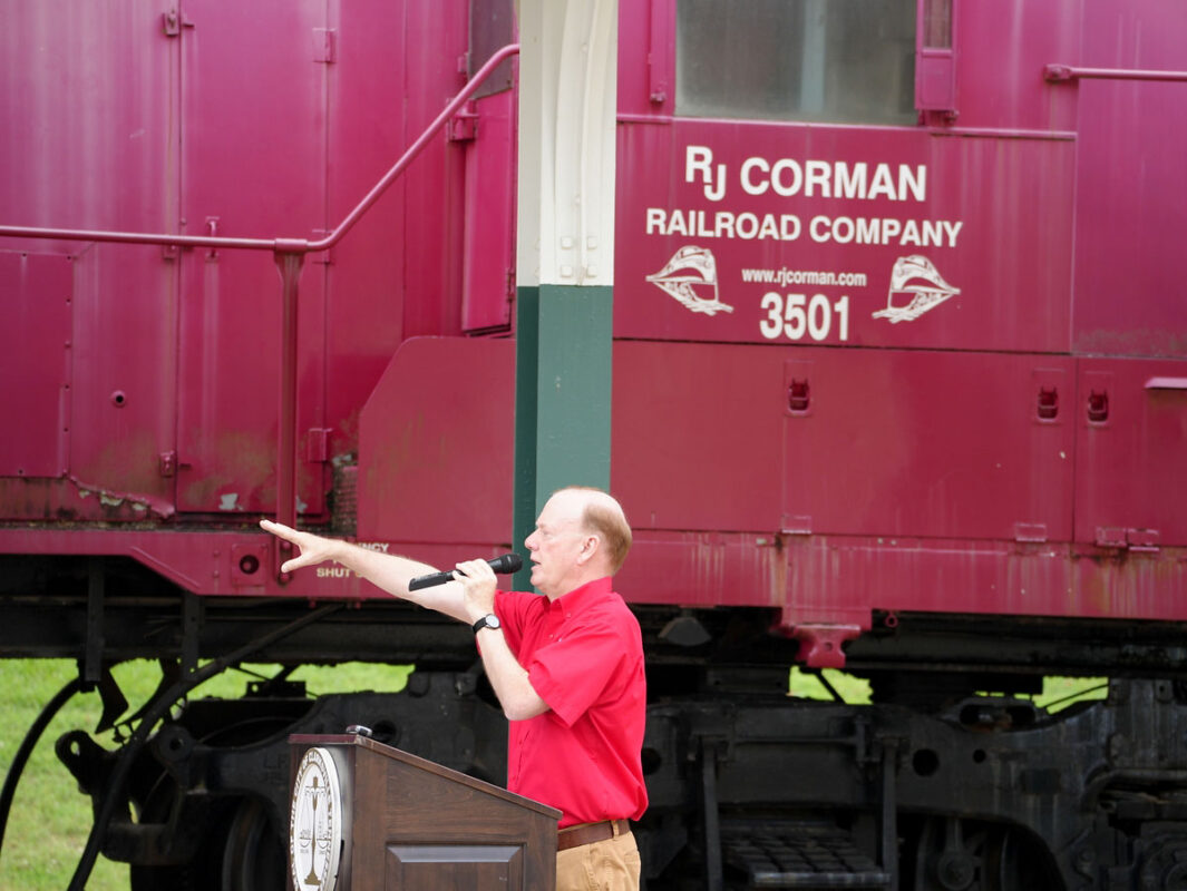 Historic L&N Depot Reopening. (D.C. Thomas, Clarksville Living Magazine) Historic L&N Depot Reopening. (D.C. Thomas, Clarksville Living Magazine)