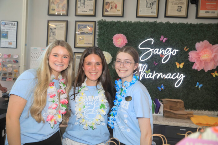 Katherine Fyke, Addisyn Vienneau and Chelsea Williams