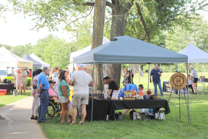 Oak Grove Bourbon, Bands & Wine