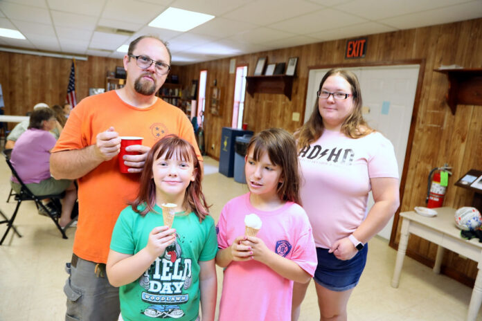 Dotsonville Community Center hosts annual Ice Cream Social