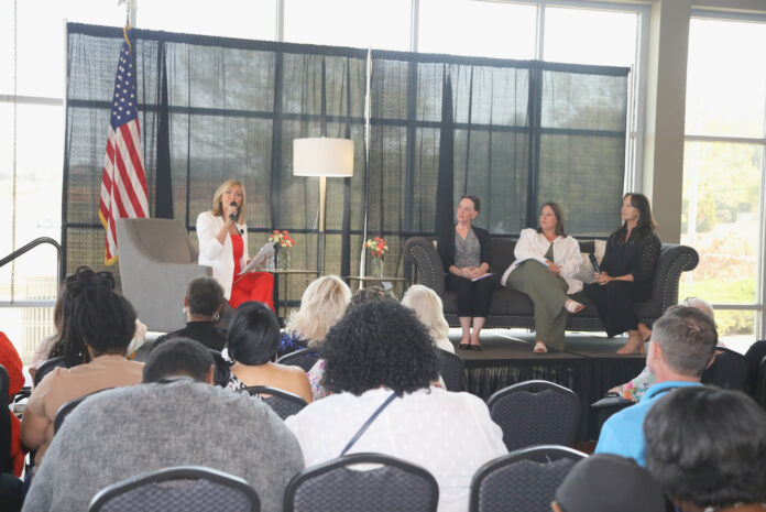 Tracy Kornet is joined by panelists Tiffany Runyon, Tonia Christian and Shelley Scott for a discussion on women's health issues