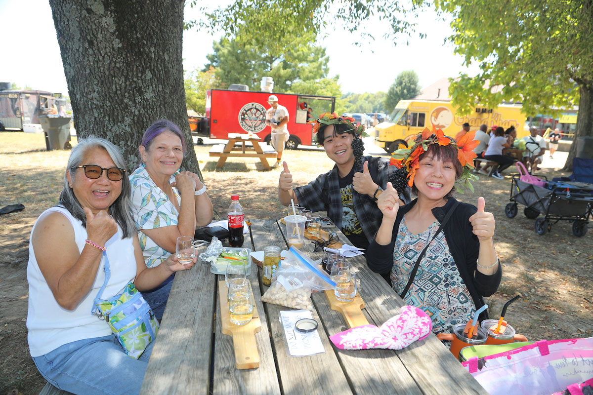 Yako Maki, Sandy Green, Takaya and Masako Toma Yako Maki, Sandy Green, Takaya and Masako Toma