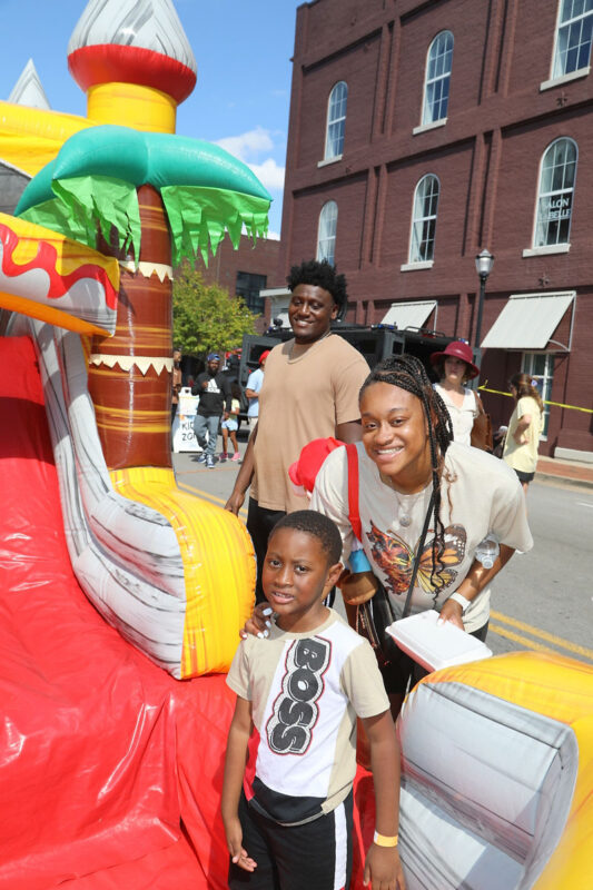 DeShawn and Shalaya Armstead with Damarcus Brewer in the Kid Zone DeShawn and Shalaya Armstead with Damarcus Brewer in the Kid Zone