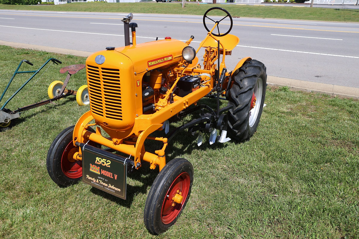Montgomery County Antique Tractor and Engine Club hosted the annual Linda Crisafulli Memorial Antique Tractor and Engine Show. (Mark Haynes, Clarksville Online) Montgomery County Antique Tractor and Engine Club hosted the annual Linda Crisafulli Memorial Antique Tractor and Engine Show. (Mark Haynes, Clarksville Online)