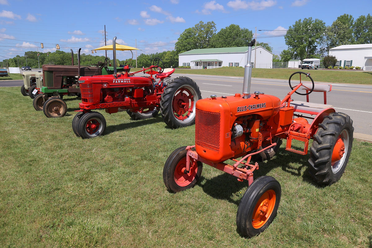 Montgomery County Antique Tractor and Engine Club hosted the annual Linda Crisafulli Memorial Antique Tractor and Engine Show. (Mark Haynes, Clarksville Online) Montgomery County Antique Tractor and Engine Club hosted the annual Linda Crisafulli Memorial Antique Tractor and Engine Show. (Mark Haynes, Clarksville Online)