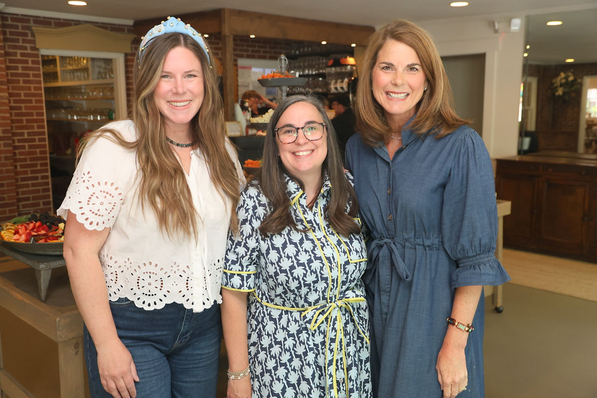 Devon Bergman, Laura Reed and Elizabeth Darke Devon Bergman, Laura Reed and Elizabeth Darke