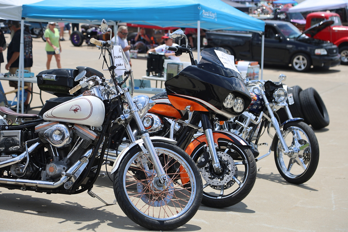 Clarksville's Bikers Who Care recently hosted the inaugural Tri-Star Show; Shine car show Clarksville's Bikers Who Care recently hosted the inaugural Tri-Star Show; Shine car show